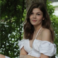 Julia Bee