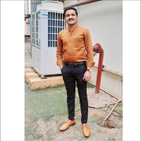 Dr Akshay Metha