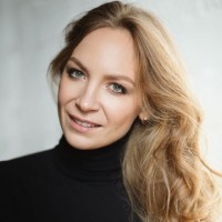Александра Сухомлинова