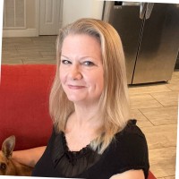 Lynda Dinter, Ph.D., Lmhc, Ccm