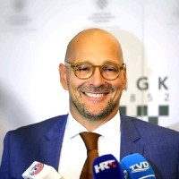 Mario Lasan