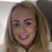Lyndsey Henry