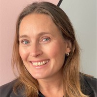 Paula Schott