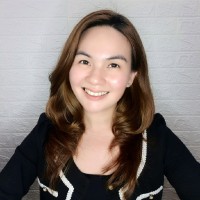 Daphne R.