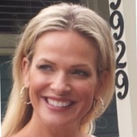 Sarah Sanderson