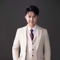 黄Huang