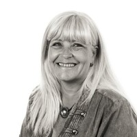 Helle Hostrup Schouw