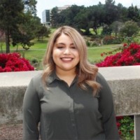 Daisy Flores