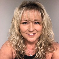 Renee Wallace