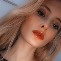 Yoelle Escario