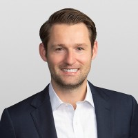 Adam Rich, Cfa