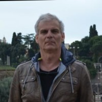 Dr Gilles Berger