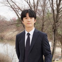 Youngjun Lee