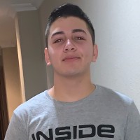 LARRY ECHAVARRÍA D