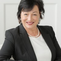 Eszter Soos B.Sc.Phm. Asq Cqa