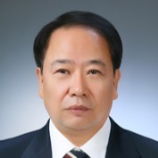 김윤근