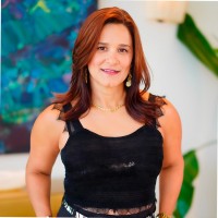 Claudia DeFelice