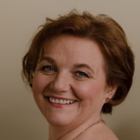 Elizabeth Reynolds
