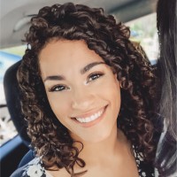 Arielle Ross
