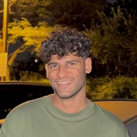 Ayaan Hansia