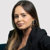 Lara Maciel