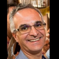 Carlos Ferro
