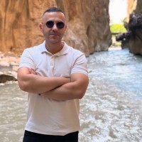 Ali̇ Oktay İskender
