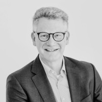 Dr. Jörg Hilker