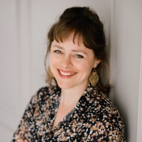 Iris Steeg