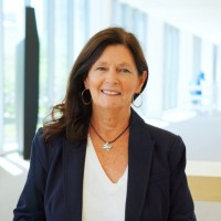 Theresa Lloyd, Cvp