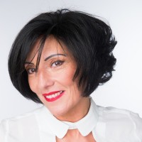 Christine De Castro