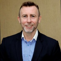 Martin Giles, GMS (マーティン . ジャイルズ)