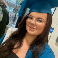 Lauren De Courcy