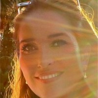 Suzanne Dwinger