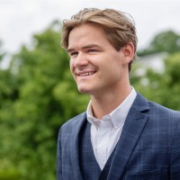 Magnus Vernon