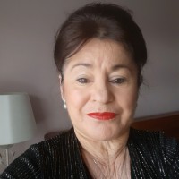 Bernadette Lee