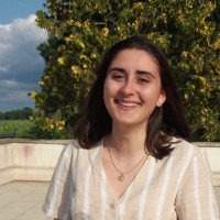 Julie Escudé