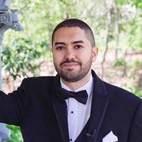 Conrado Ray Gracia, Pe