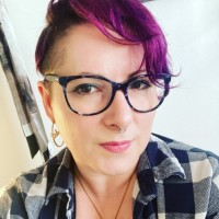 Dr. Rhiannon Lewis