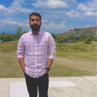 Ashish Kapoor