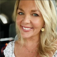 Melanie Wyne