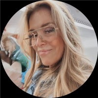 Nanette Guild