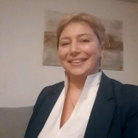 Andrea File