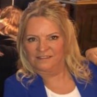 Angela Holywell