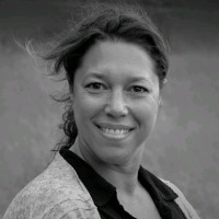 Yvonne Smit