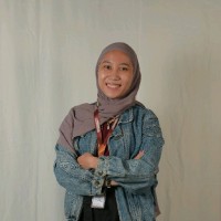 Izmi Dinda