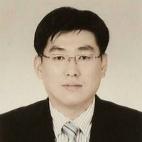 심현석