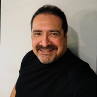 Robert Rivas