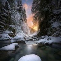 zeinab Hazrati Ashtiani