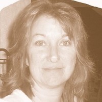 Laura Eisenbraun